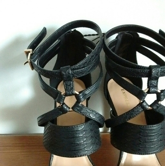 New Express Heels - Picture 6 of 8